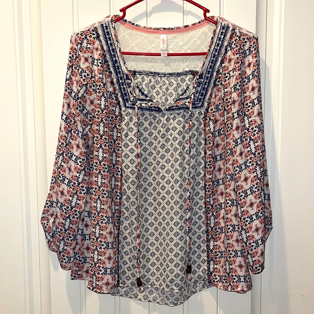 Xhilaration boho top size large
